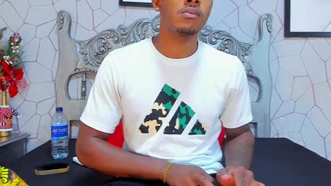 Snapshot of jackmacson chatting on 12-05-24, 10:23 jackmacson online show from 12-05-24, 10:23