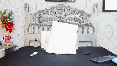 Snapshot of jackmacson chatting on 12-10-24, 01:43 jackmacson online show from 12-10-24, 01:43