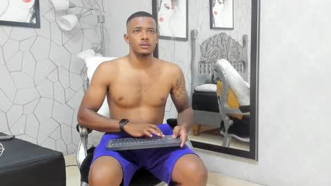 Snapshot of jackmacson chatting on 12-17-24, 07:15 jackmacson online show from 12-17-24, 07:15