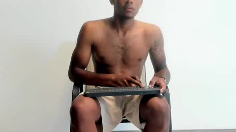 Snapshot of jackmacson chatting on 10-28-25, 10:19 jackmacson online show from 10-28-25, 10:19