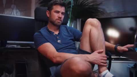 Snapshot of jackoffdude85 chatting on 11-19-25, 05:07 Colten Carter online show from 11-19-25, 05:07