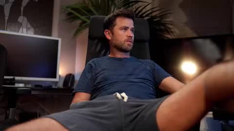 Snapshot of jackoffdude85 chatting on 01-16-26, 08:40 Colten Carter online show from 01-16-26, 08:40