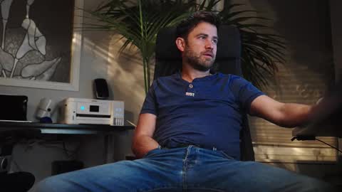 Snapshot of jackoffdude85 chatting on 02-25-26, 10:03 Colten Carter online show from 02-25-26, 10:03