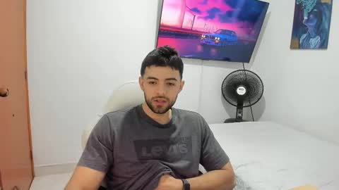 Snapshot of jackpit77 chatting on 12-20-25, 08:32 jackpit77 online show from 12-20-25, 08:32