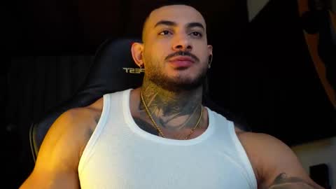 Snapshot of jackson__cottonwood chatting on 12-19-25, 02:29 JC online show from 12-19-25, 02:29