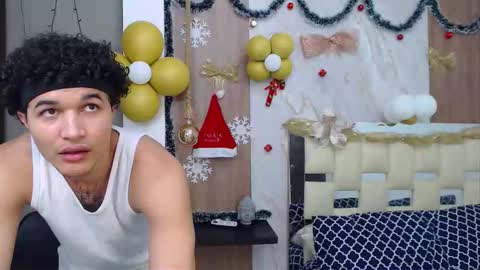 Snapshot of jackson_cr7 chatting on 11-26-25, 03:35 JAKSON online show from 11-26-25, 03:35