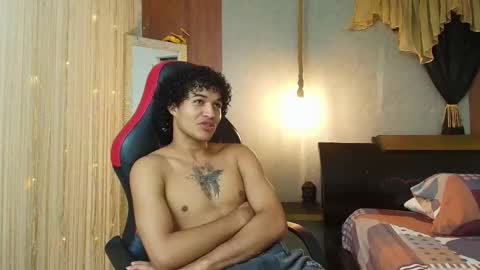 Snapshot of jackson_cr7 chatting on 03-08-26, 06:28 JAKSON online show from 03-08-26, 06:28