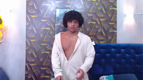 Snapshot of jackson_cr7 chatting on 03-11-26, 06:08 JAKSON online show from 03-11-26, 06:08