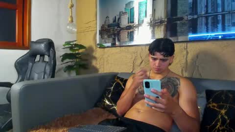 Jackson online show from 04-11-26, 08:24