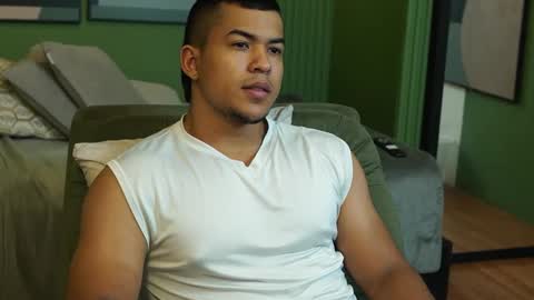 Snapshot of jacksonbell9 chatting on 09-12-25, 12:11 Jackson Bell online show from 09-12-25, 12:11