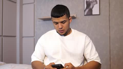 Jackson Bell online show from 04-28-26, 02:00