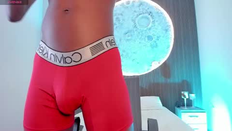 Snapshot of jacksonmuller_ chatting on 07-24-26, 03:43 Jackson online show from 07-24-26, 03:43