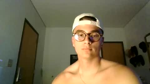 ImZacharyTyler online show from 06-12-26, 01:26