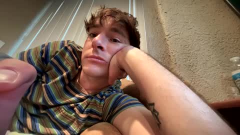 Snapshot of jacktome369 chatting on 02-19-25, 01:29 jacktome369 online show from 02-19-25, 01:29