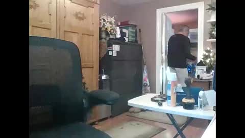 Snapshot of jacktoome383324 chatting on 12-15-25, 12:53 jacktoome383324 online show from 12-15-25, 12:53