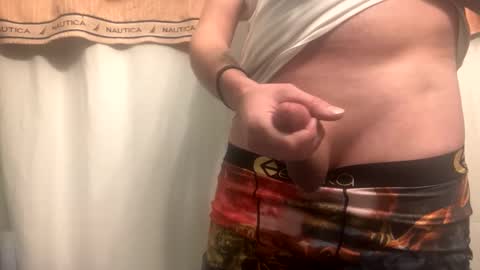 Snapshot of jackwhen465555 chatting on 12-18-24, 10:57 Jay Milwaukee online show from 12-18-24, 10:57