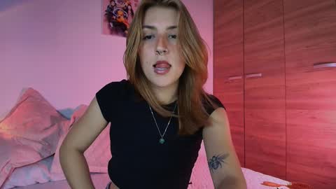 Snapshot of jacky_croft chatting on 03-03-25, 03:41 Linda Sofia help me get to 100 thumbs up online show from 03-03-25, 03:41