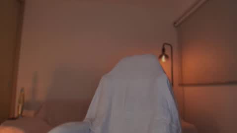 Snapshot of jacky_croft chatting on 09-14-25, 03:38 Linda Sofia help me get to 100 thumbs up online show from 09-14-25, 03:38