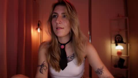 Snapshot of jacky_croft chatting on 03-14-26, 02:28 Linda Sofia help me get to 100 thumbs up online show from 03-14-26, 02:28