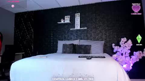 Snapshot of jacky_wolf1 chatting on 07-11-26, 06:43 jacky_wolf1 online show from 07-11-26, 06:43