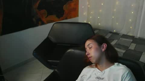 jackyrosee2323 online show from 04-28-26, 08:47