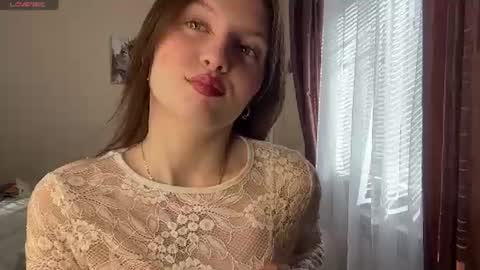 Lillian online show from 06-18-26, 05:08