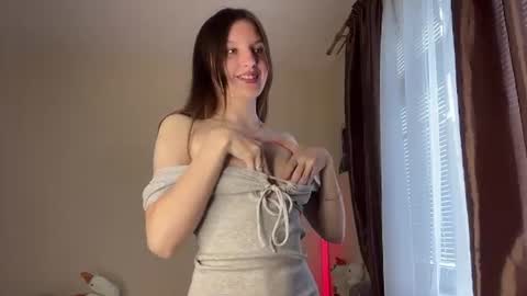 Lillian online show from 06-25-26, 05:12