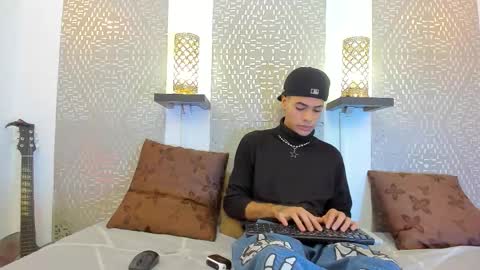 Snapshot of jacob_blackwell chatting on 10-19-25, 08:42 jacob_blackwell online show from 10-19-25, 08:42