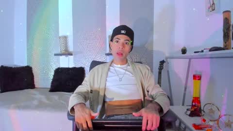 Snapshot of jacob_blackwell chatting on 10-30-25, 07:36 jacob_blackwell online show from 10-30-25, 07:36