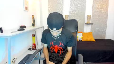 Snapshot of jacob_blackwell chatting on 01-06-26, 07:39 jacob_blackwell online show from 01-06-26, 07:39