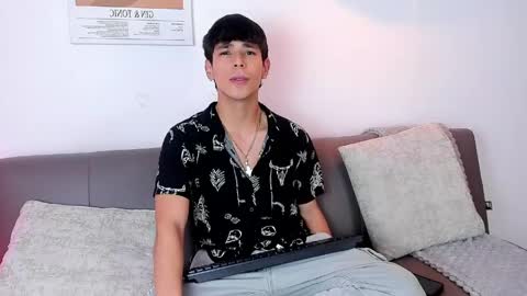 jacob_colliins online show from 05-08-26, 03:12