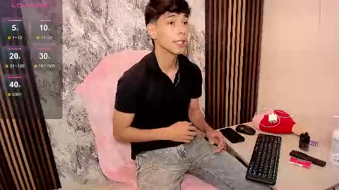 jacob_colliins online show from 06-14-26, 10:12