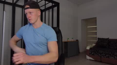 Snapshot of jacob_devon chatting on 03-10-25, 01:43 JACOB DEVON online show from 03-10-25, 01:43