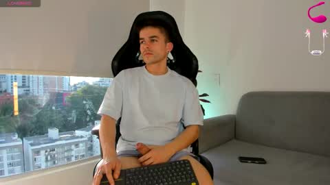 Snapshot of jacob_ferrer chatting on 03-11-26, 10:05 JACOB FERRER online show from 03-11-26, 10:05