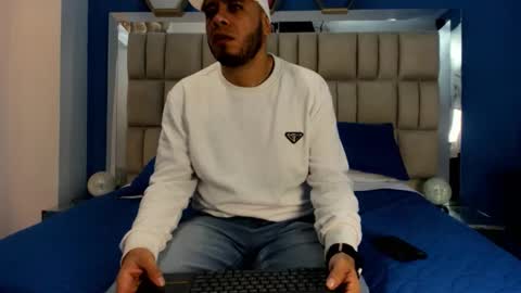 jacob_garcia_ online show from 11-23-25, 11:54