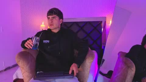 Snapshot of jacob_rosas chatting on 05-18-26, 07:52 Jacob online show from 05-18-26, 07:52