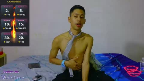 Snapshot of jacob_wolf_xxx chatting on 04-21-26, 05:36 jacob online show from 04-21-26, 05:36
