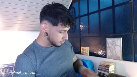 Michael Caicedo online show from 04-28-26, 03:00
