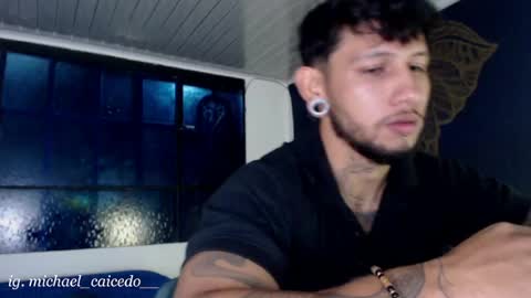 Michael Caicedo online show from 06-02-26, 03:08