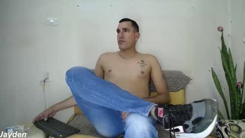 Snapshot of jacobandjayydenn chatting on 11-18-25, 06:45 Jacob And Jayden online show from 11-18-25, 06:45