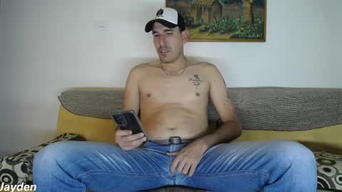 Jacob And Jayden online show from 04-06-26, 06:09