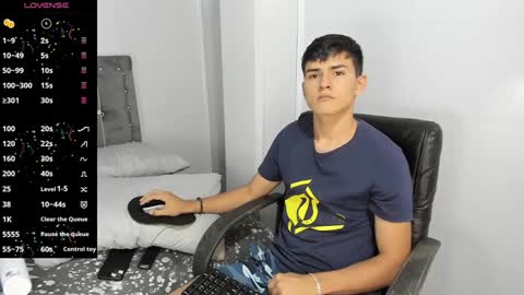 Snapshot of jacobb_lee chatting on 01-11-25, 07:49 Jacob Lee online show from 01-11-25, 07:49