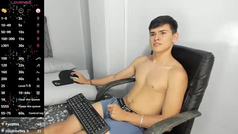 Snapshot of jacobb_lee chatting on 01-11-25, 10:51 Jacob Lee online show from 01-11-25, 10:51