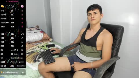 Snapshot of jacobb_lee chatting on 01-16-25, 12:12 Jacob Lee online show from 01-16-25, 12:12