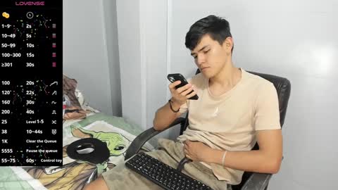 Snapshot of jacobb_lee chatting on 01-30-25, 07:48 Jacob Lee online show from 01-30-25, 07:48
