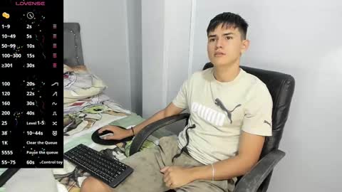 Snapshot of jacobb_lee chatting on 02-13-25, 08:13 Jacob Lee online show from 02-13-25, 08:13
