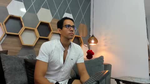 Snapshot of jacobdraven chatting on 09-19-25, 12:34 jacobdraven online show from 09-19-25, 12:34
