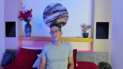 Snapshot of jacobdraven chatting on 10-03-25, 01:57 jacobdraven online show from 10-03-25, 01:57