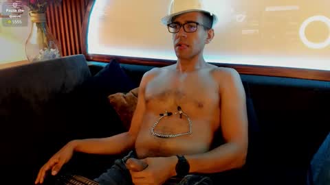 Snapshot of jacobdraven chatting on 11-15-25, 04:43 jacobdraven online show from 11-15-25, 04:43