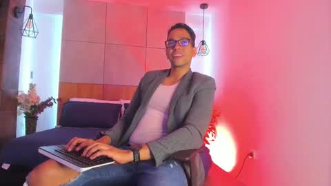 Snapshot of jacobdraven chatting on 02-09-26, 04:44 jacobdraven online show from 02-09-26, 04:44